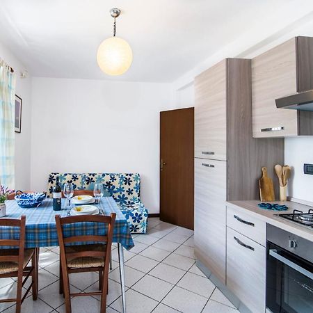 Casa Vacanze Linda Джера Ларио Екстериор снимка
