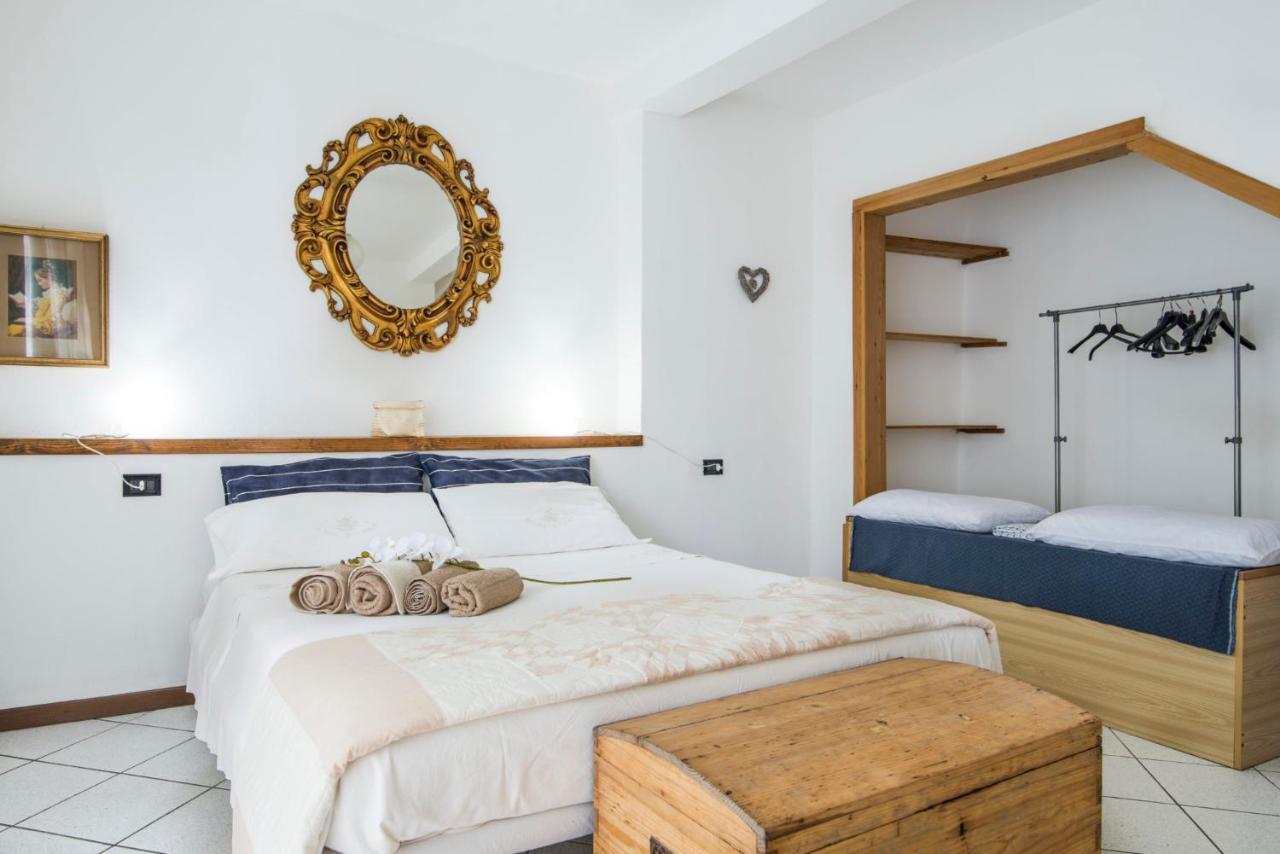 Casa Vacanze Linda Джера Ларио Екстериор снимка