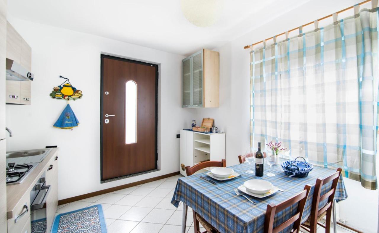 Casa Vacanze Linda Джера Ларио Екстериор снимка
