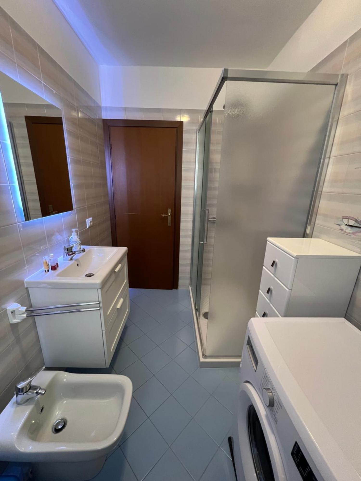 Casa Vacanze Linda Джера Ларио Екстериор снимка